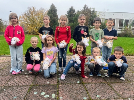 Listopad ve žluté družině