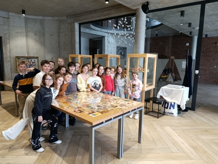 Modré pondělí třeťáků